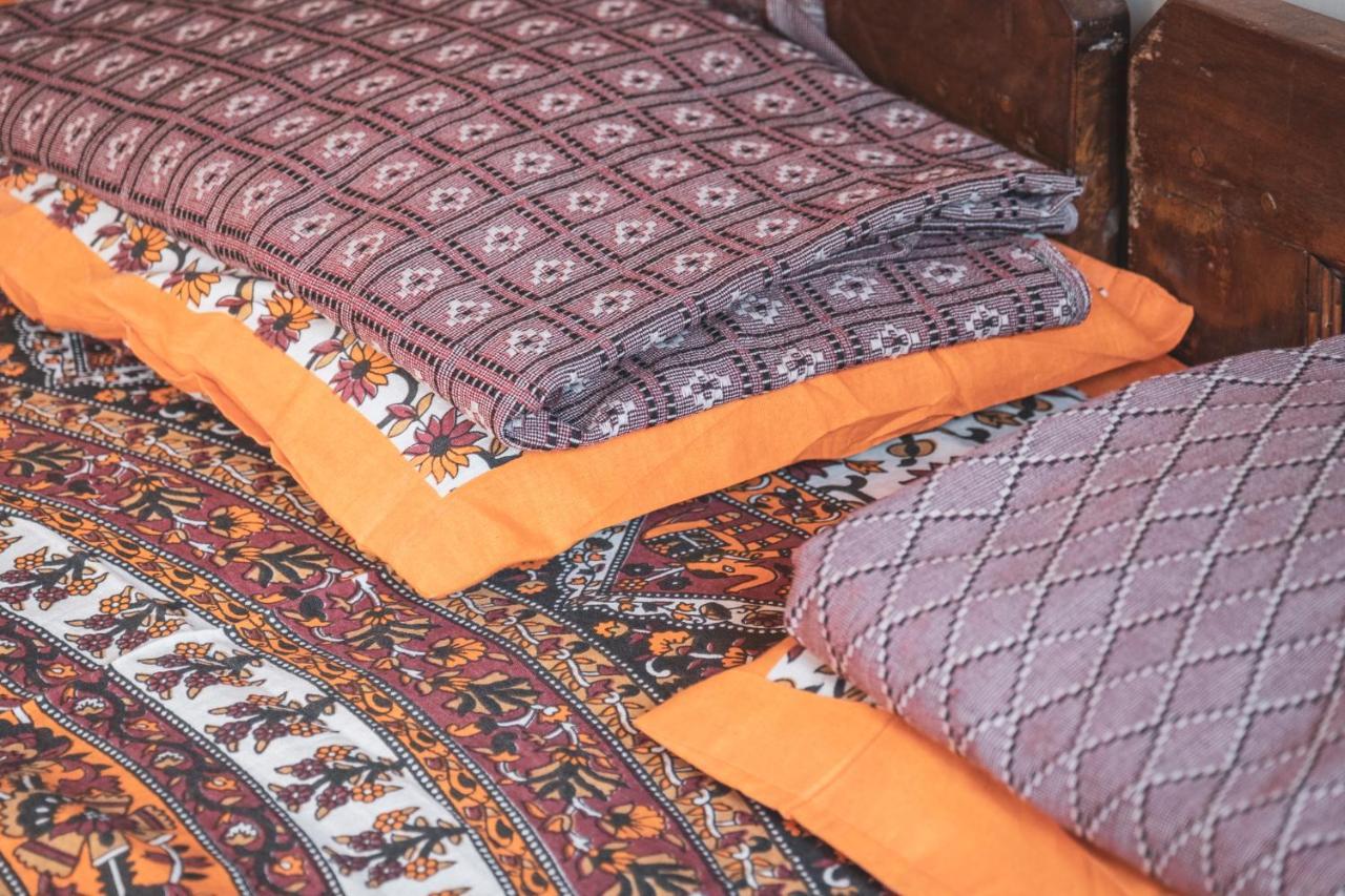 Vishnu Rest House Varanasi Eksteriør bilde